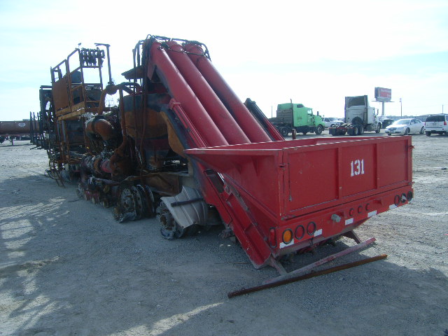 B1LL0FSALE4221 - 2007 131B BLEND UNIT RED photo 3