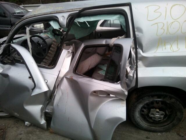 3GNCA13B59S556539 - 2009 CHEVROLET HHR LS ვერცხლისფერი ფოტო 10