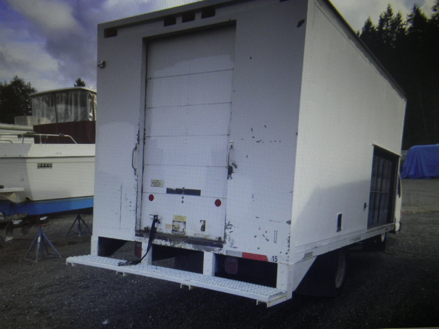 4KLC4B1R5XJ001238 - 1999 ISUZU NPR WHITE photo 4