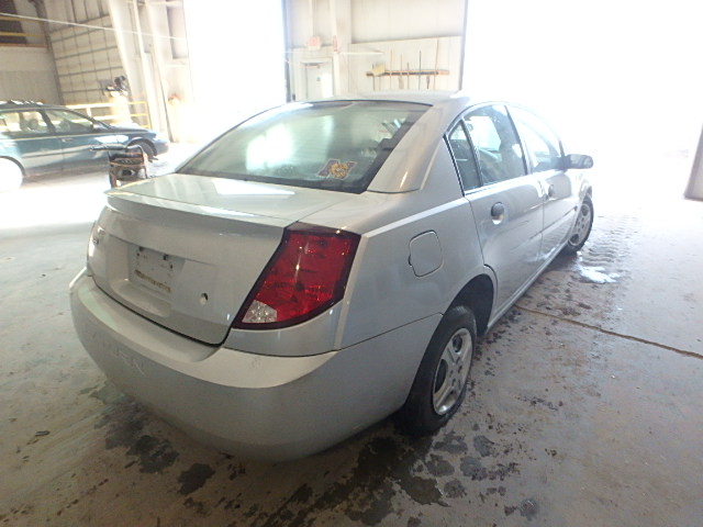 1G8AG52F452145280 - 2005 SATURN ION LEVEL SILVER photo 4