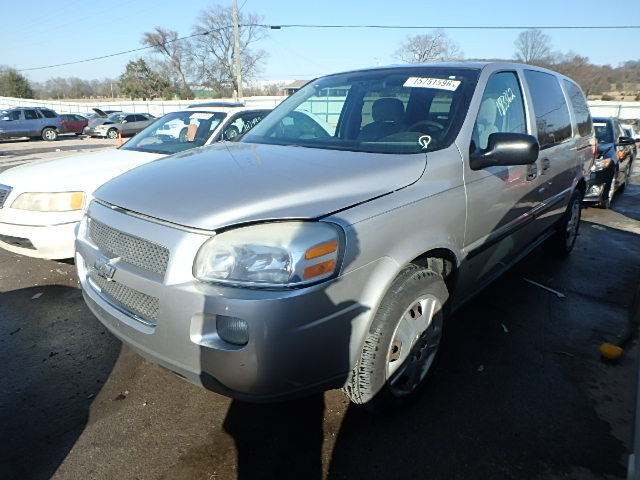 1GNDV23W88D174957 - 2008 CHEVROLET UPLANDER L SILVER photo 2