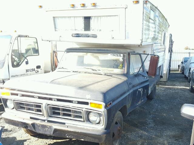 F37ZUY89212 - 1977 FORD F-350 BLACK photo 2