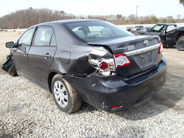 2T1BU4EE1BC692805 - 2011 TOYOTA COROLLA/S/ GRAY photo 3