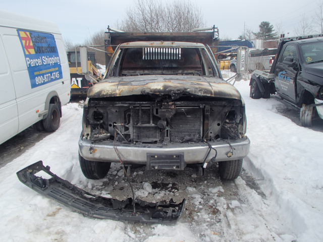 1GBJK34R2YF429906 - 2000 CHEVROLET K3500 BURN photo 9