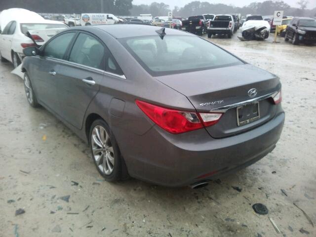 5NPEC4AC8BH212311 - 2011 HYUNDAI SONATA SE GRAY photo 3