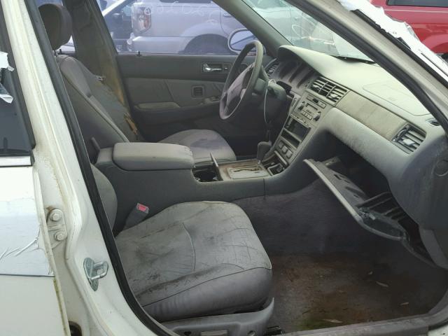 JH4KA9643VC003628 - 1997 ACURA 3.5RL WHITE photo 5