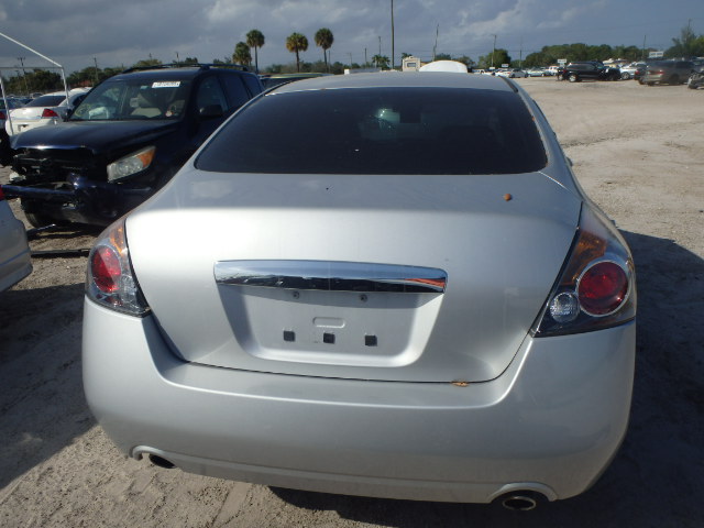 1N4AL2AP8CN571848 - 2012 NISSAN ALTIMA BAS SILVER photo 9