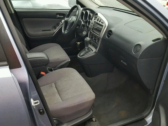2T1KR32E54C313338 - 2004 TOYOTA MATRIX XR BLUE photo 5