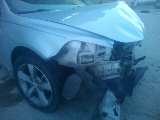 1G1ZC5EU0BF137066 - 2011 CHEVROLET MALIBU 1LT SILVER photo 9