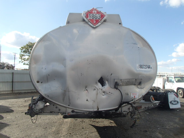 1HLA3A7F0P7H57175 - 1993 HEIL TRAILER TWO TONE photo 6