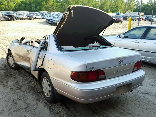 4T1BG12K6TU676647 - 1996 TOYOTA CAMRY DX TAN photo 3