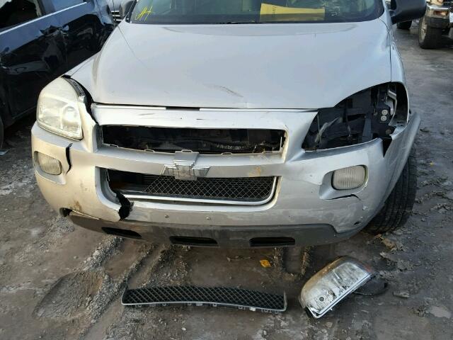 1GNDV03L15D156905 - 2005 CHEVROLET UPLANDER SILVER photo 9