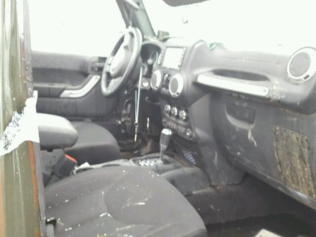 1C4HJWFG7FL771747 - 2015 JEEP WRANGLER U GREEN photo 5