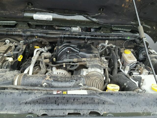 1C4HJWFG7FL771747 - 2015 JEEP WRANGLER U GREEN photo 7