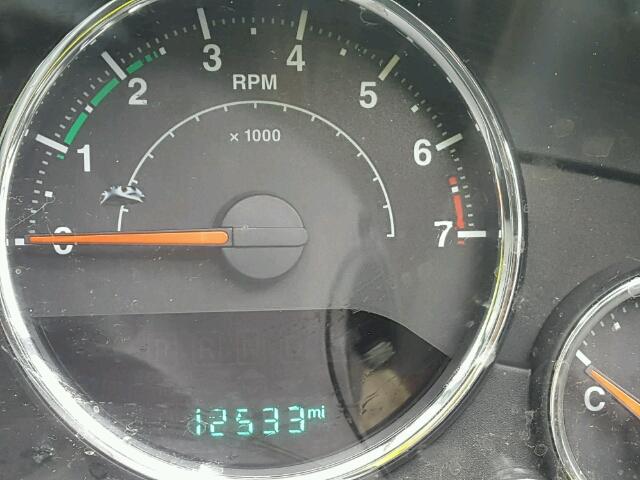 1C4HJWFG7FL771747 - 2015 JEEP WRANGLER U GREEN photo 8