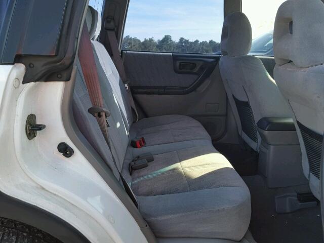 JF1SF65671H722727 - 2001 SUBARU FORESTER S 白色 照片 6