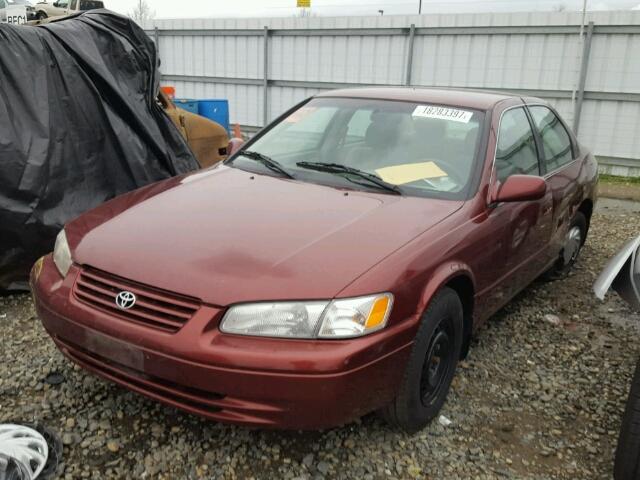 4T1BG22K8XU556201 - 1999 TOYOTA CAMRY CE RED photo 2