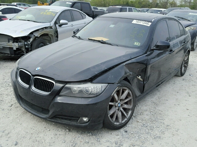 WBAPH53549A436026 - 2009 BMW 328 I SULE BLACK photo 2