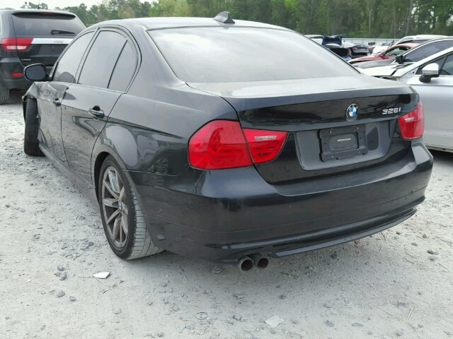 WBAPH53549A436026 - 2009 BMW 328 I SULE BLACK photo 3