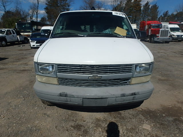 1GCDL19X04B130899 - 2004 CHEVROLET ASTRO WHITE photo 9