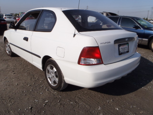 KMHCF35G92U207111 - 2002 HYUNDAI ACCENT L WHITE photo 3