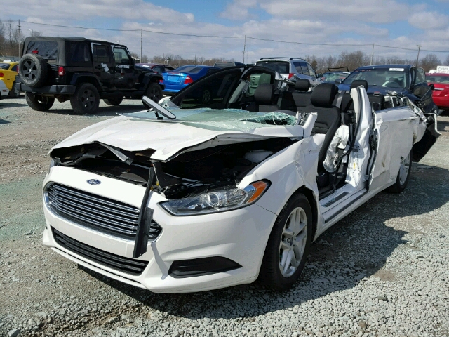 1FA6P0HD6E5405244 - 2014 FORD FUSION SE WHITE photo 2