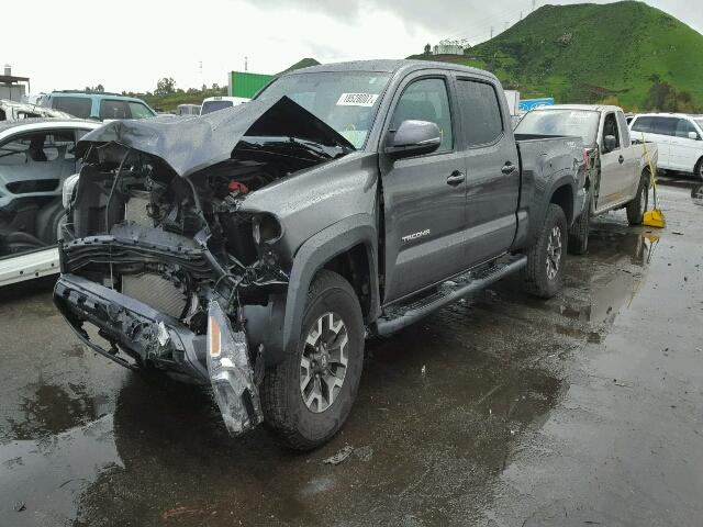 3TMDZ5BN9GM009414 - 2016 TOYOTA TACOMA DOU GRAY photo 2