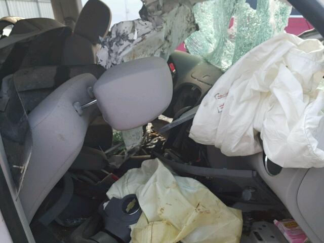 3GNBAADB2AS628506 - 2010 CHEVROLET HHR LS თეთრი ფოტო 5