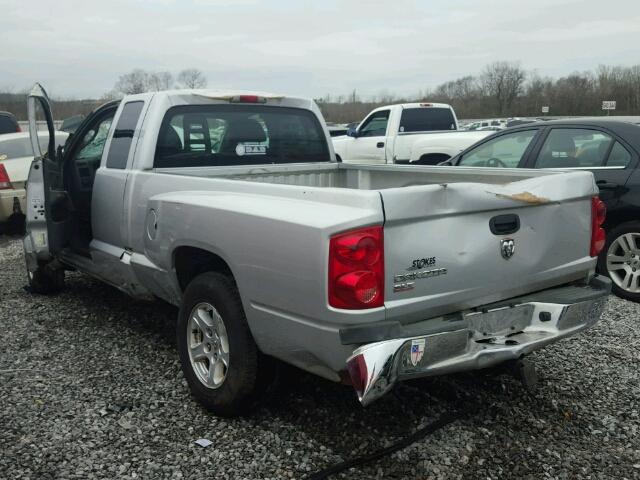 1D7HE42K86S513624 - 2006 DODGE DAKOTA SLT SILVER photo 3