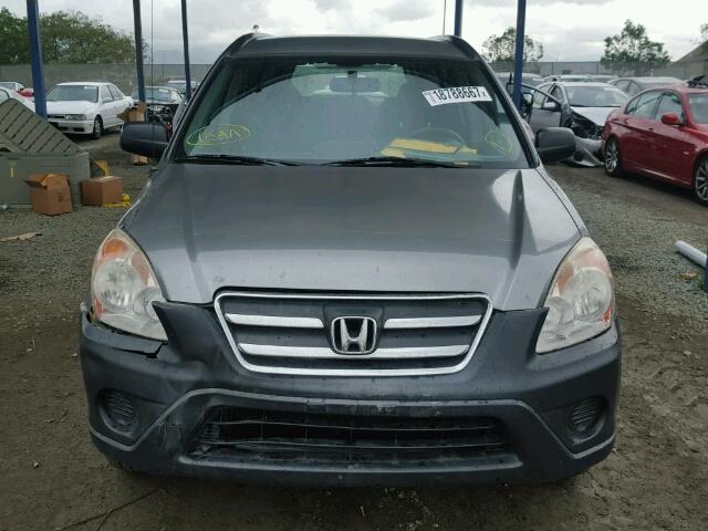 JHLRD78555C029782 - 2005 HONDA CR-V GRAY photo 9