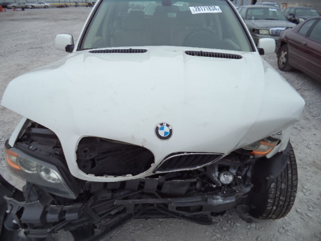 5UXFA13504LU29016 - 2004 BMW X5 3.0I WHITE photo 7