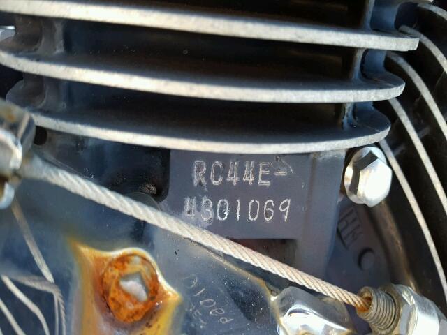 JH2RC44621K500582 - 2001 HONDA VT750 CD2 红色 照片 10