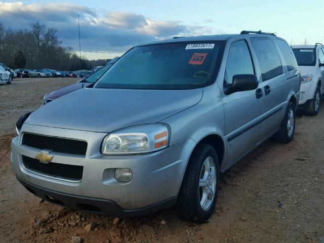 1GNDV23188D202874 - 2008 CHEVROLET UPLANDER L SILVER photo 2