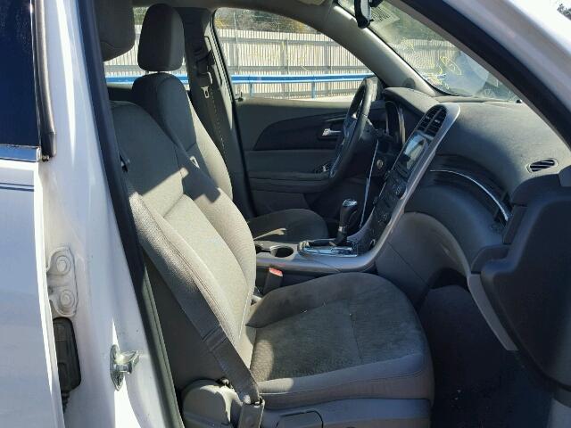 1G11B5SA7DF358077 - 2013 CHEVROLET MALIBU LS 白色 照片 5