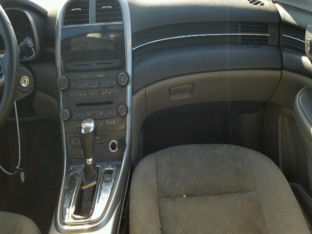 1G11B5SA7DF358077 - 2013 CHEVROLET MALIBU LS 白色 照片 9