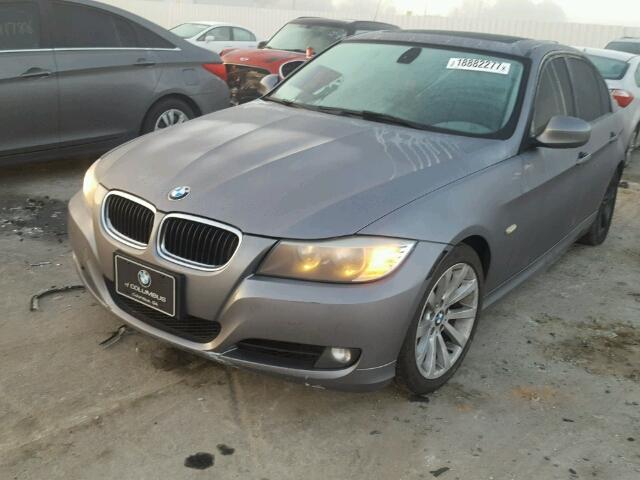 WBAPH7C59BE675999 - 2011 BMW 328 I GRAY photo 2