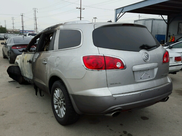 5GAER23778J106081 - 2008 BUICK ENCLAVE CX SILVER photo 3