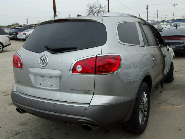 5GAER23778J106081 - 2008 BUICK ENCLAVE CX SILVER photo 4