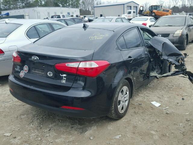 KNAFX4A67F5427622 - 2015 KIA FORTE LX BLACK photo 4