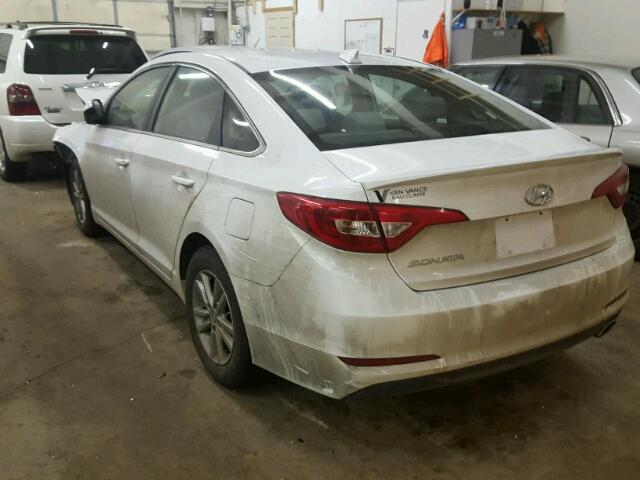 5NPE24AF8FH136401 - 2015 HYUNDAI SONATA SE WHITE photo 3