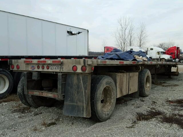 1UYFS2481CA209814 - 2012 UTILITY FLAT BED SILVER photo 4