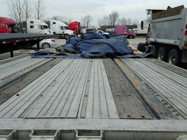 1UYFS2481CA209814 - 2012 UTILITY FLAT BED SILVER photo 6