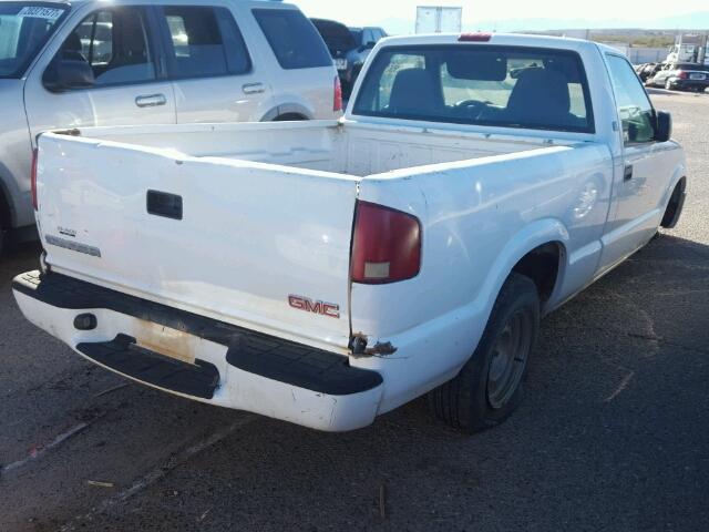 1GTCS14H138216944 - 2003 GMC SONOMA WHITE photo 4