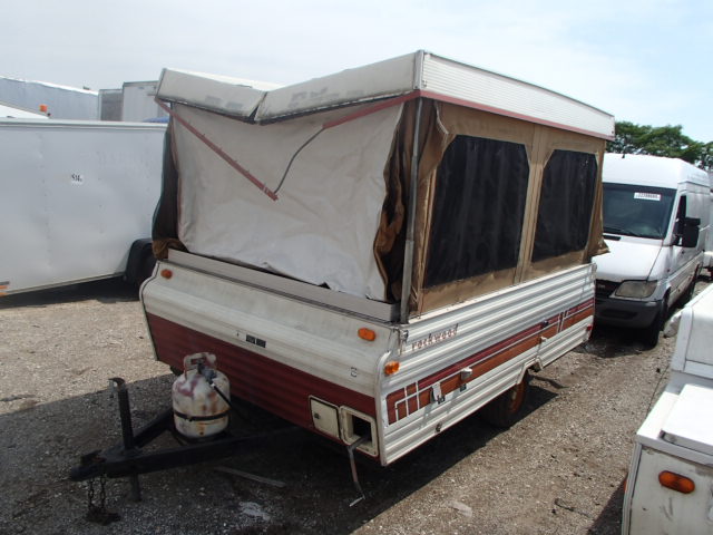 1RKTC080XE1000303 - 1984 ROCK TRAILER TWO TONE photo 3