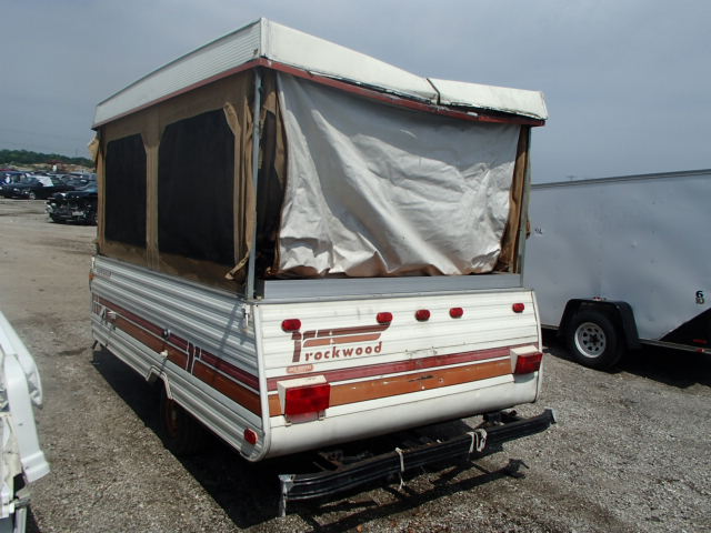 1RKTC080XE1000303 - 1984 ROCK TRAILER TWO TONE photo 4