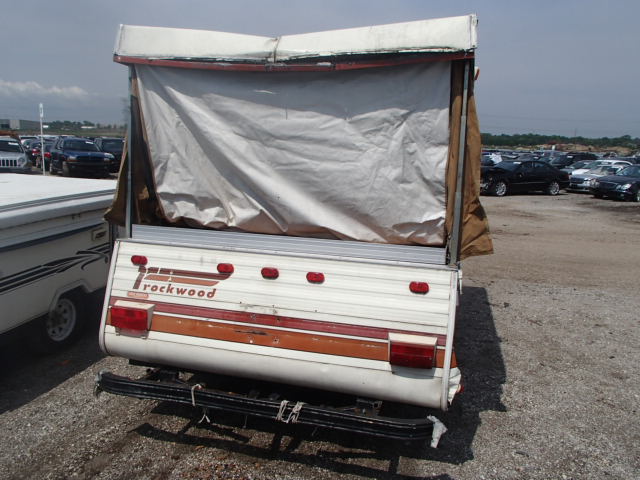 1RKTC080XE1000303 - 1984 ROCK TRAILER TWO TONE photo 6