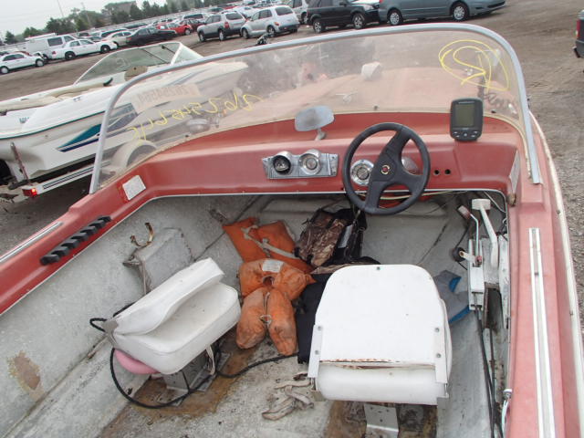 1LZA409606B1 - 1962 SEAK BOAT W/TRL TWO TONE photo 5