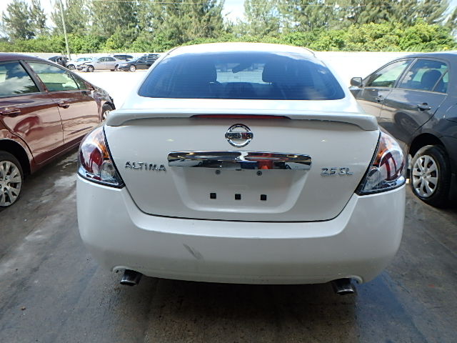 1N4AL2APXCC117533 - 2012 NISSAN ALTIMA BAS WHITE photo 10