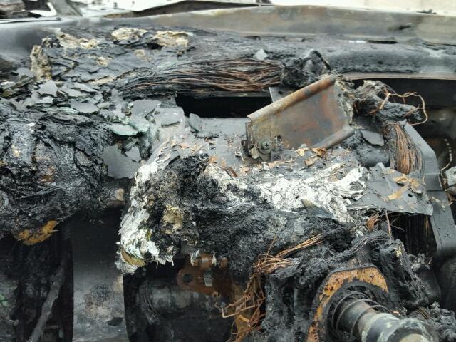 2HNYD28258H504215 - 2008 ACURA MDX BURN photo 8