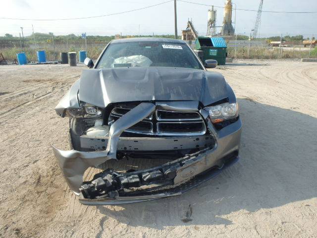 2C3CDXBG1CH260402 - 2012 DODGE CHARGER SE GRAY photo 10